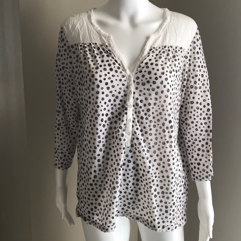 H & M  Spotted shirt